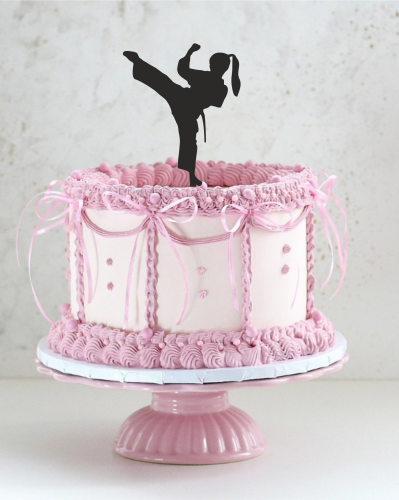 Topper na tort - Karate dziewczynka pozycja Topper z karate dziewczynką na tort