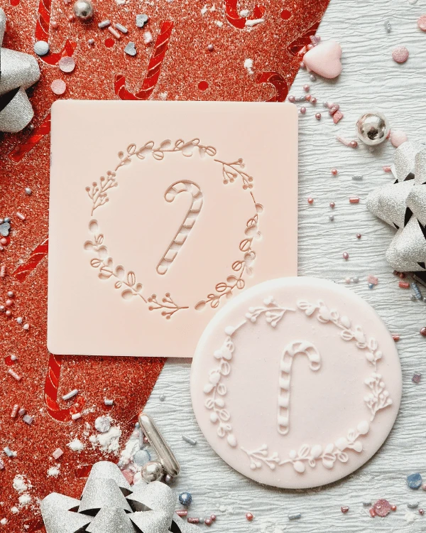 Świąteczny stempel dekoracyjny do masy cukrowej - Lizak w świątecznym wianku