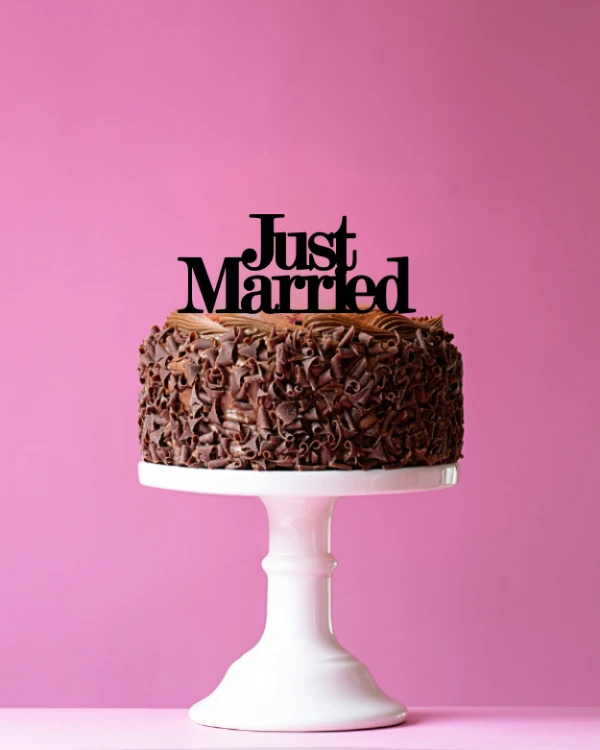 topper Just Married (1).png