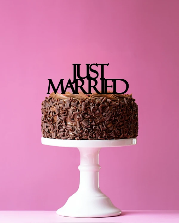 topper Just Married (2).png