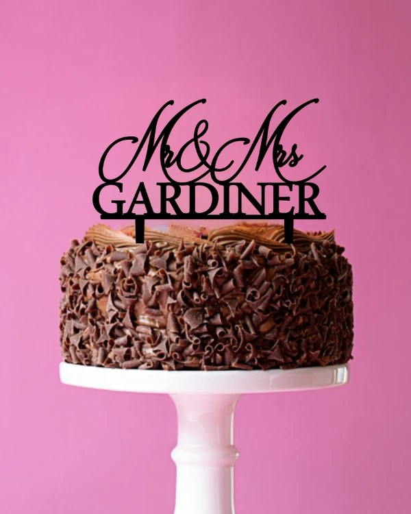 Topper ślubny na tort Mr&amp;Mrs + Nazwisko wersja dekoracyjna.png