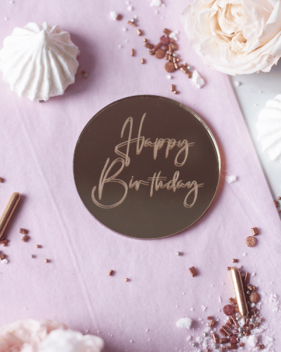 Grawerowany krążek dekor na tort / babeczkę - urodzinowy napis Happy Birthday